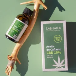 Aceite Puro de CBD 10% Labnatur 30 ml | Cáñamo | Hidratante, Calmante y Reafirmante | Piel Sensible y Madura