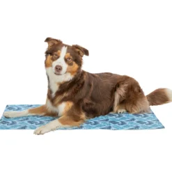 Alfombrilla refrigerante con estampado de hojas, 65 × 50 cm, azul claro