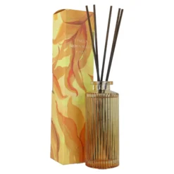 Ambientador mikado vainilla y tonka en frasco rayado amarillo Roura 100 ml