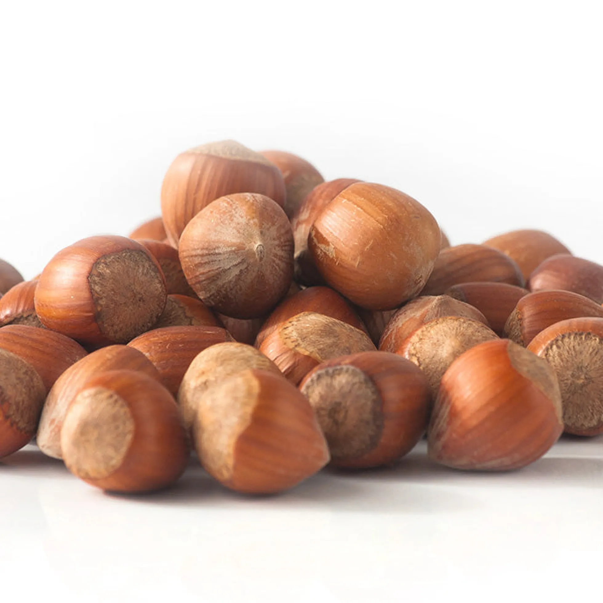 Avellana Gigante Cáscara 500gr