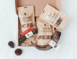 Bimorbox Grande · Pack Snacks Y Juguetes Naturales Para Perros.