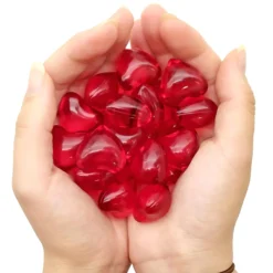 Bolsa Regalo 12 Perlas De Baño Aroma Fresa - Con Aceite De Soja - Hidrata, Suaviza Y Perfuma La Piel - Forma Corazón