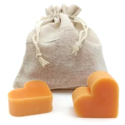 Bolsa Yute Con 5 Jabones - Aroma Naranja Y Jengibre - Jabón De Glicerina Con Forma De Corazón - Detalle Para Invitados
