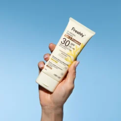 D+ Natural Suncare Tan & Protect SPF30 100 ml