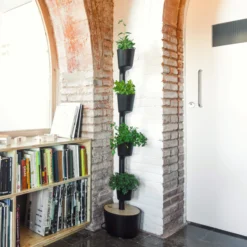 Huerto Vertical De Interior Citysens 4 Macetas Con Autorriego Y Semillas Aromáticas– Negro, Polipropileno 100% Reciclado