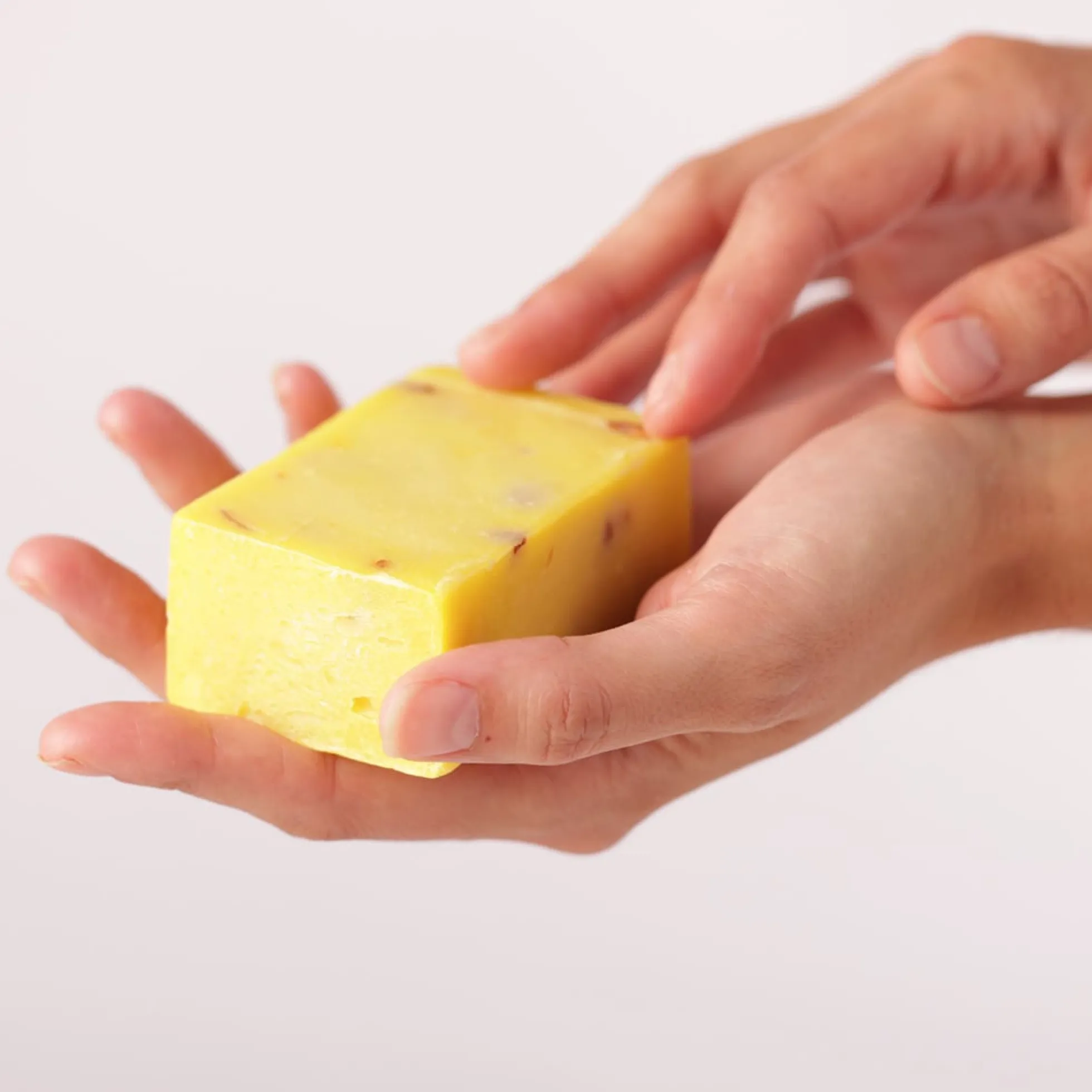 Jabón Natural Caléndula Labnatur 100 g | Regenera y Protege | Piel Sensible | Vegano