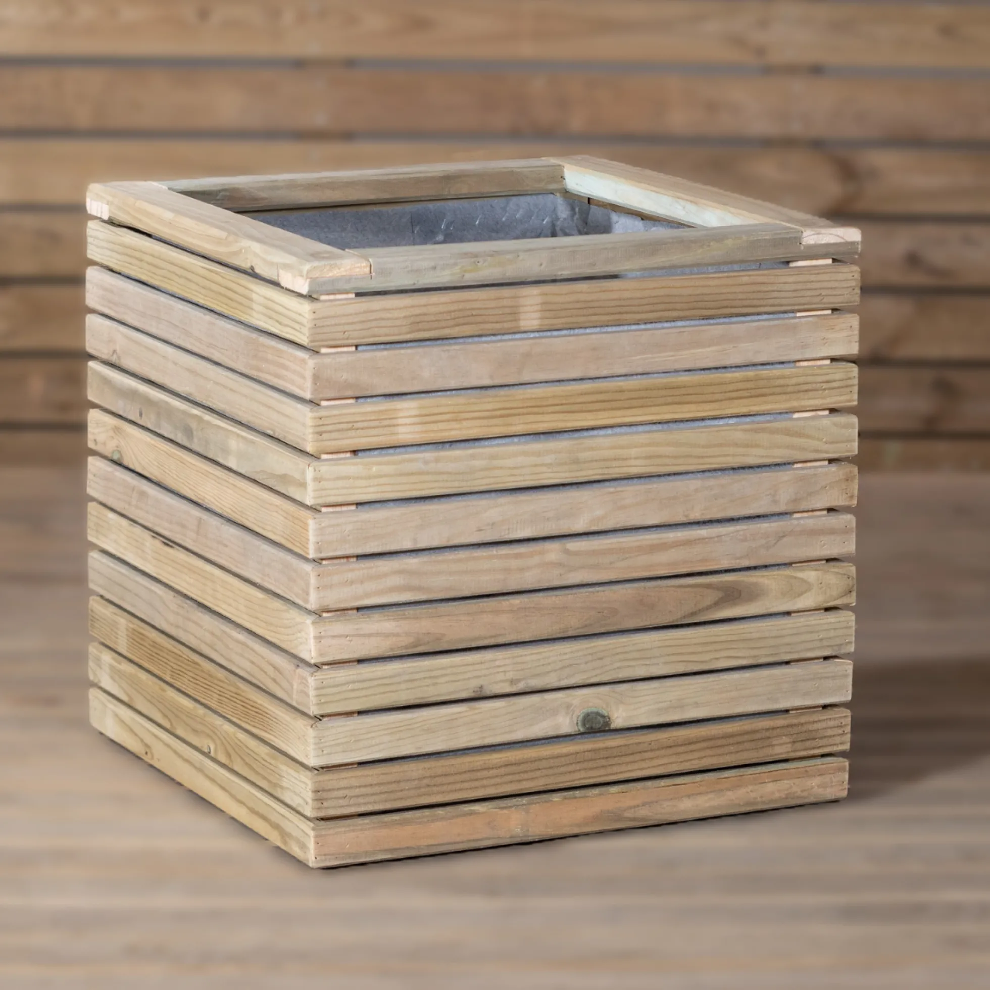 Jardinera Luxe De Madera Tratada Vidahuerto 40x40x40 Cm.