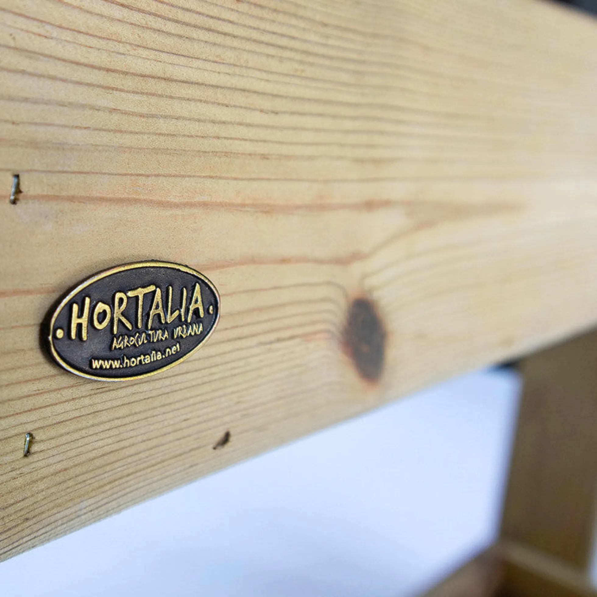 Jardinera Vertical Stand Line Wall 3B Madera Tratada Exterior Hortalia