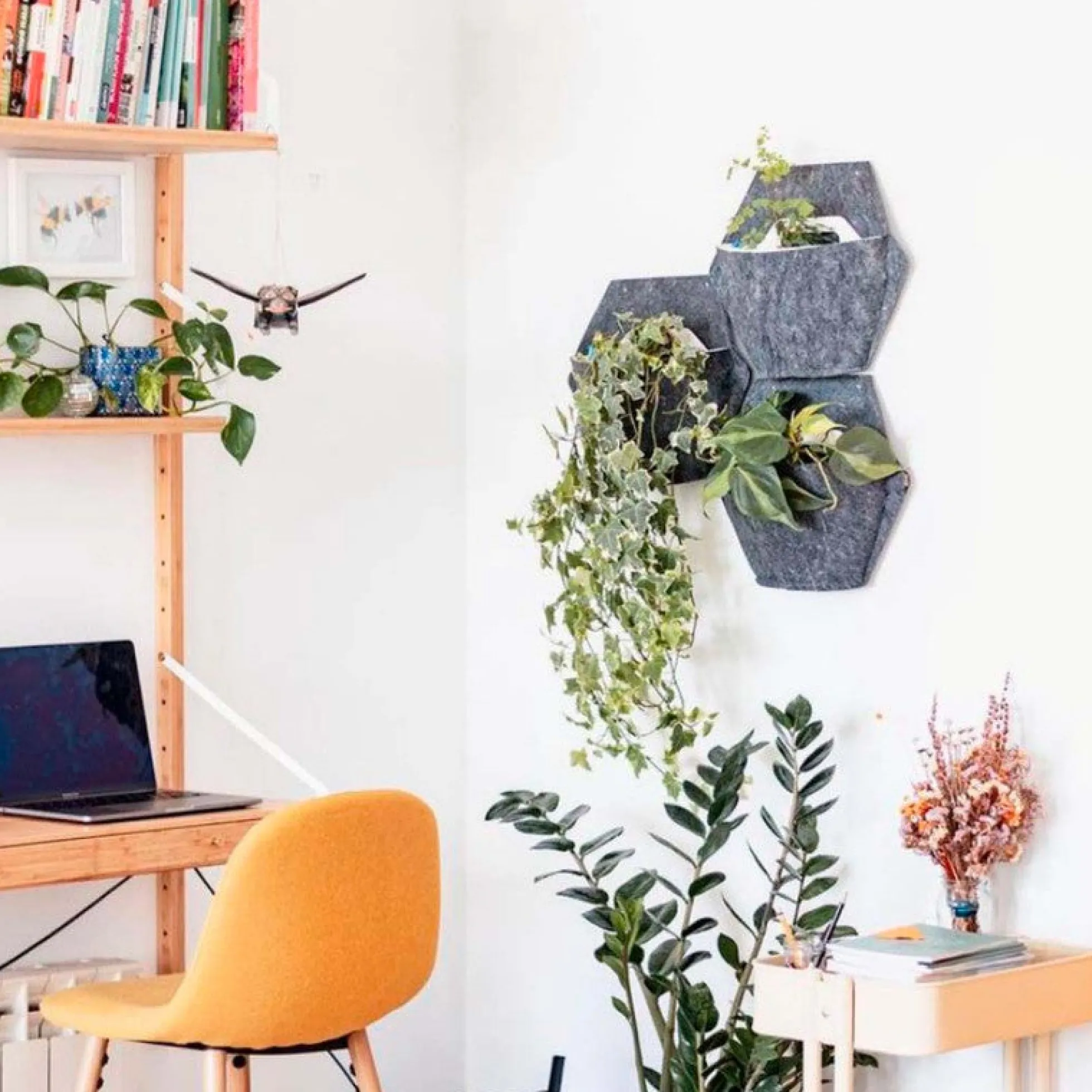 Jardín Vertical Modular Citysens Con Riego Manual De 3 Maceteros – Blanco Con Funda Téxtil Reciclada