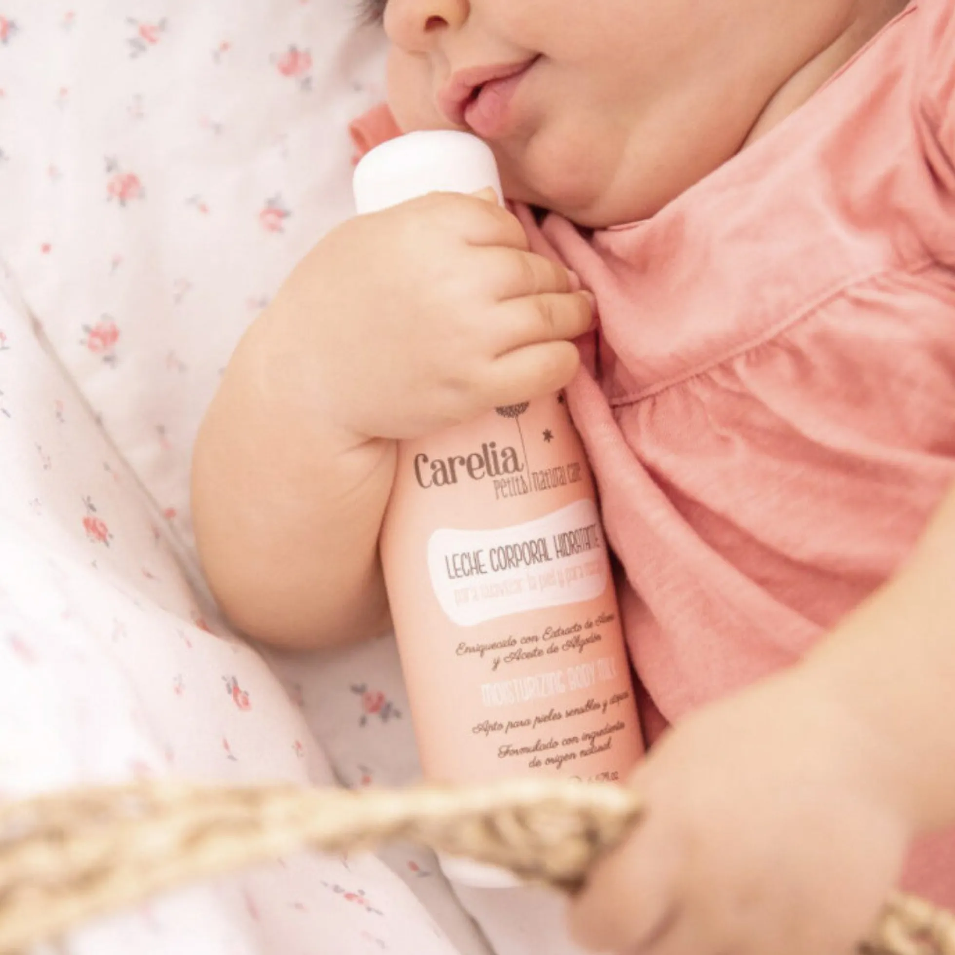 Leche Corporal Hidratante para Bebés Carelia 200 ml