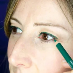 Lápiz De Ojos Verde Esmeralda Camaleon Cosmetics