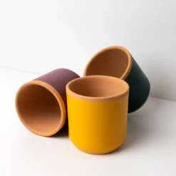 Macetero de Terracota Amarillo Azafrán 13 cm – Hecho a Mano por Artesanos, Maceta Decorativa - Resetea