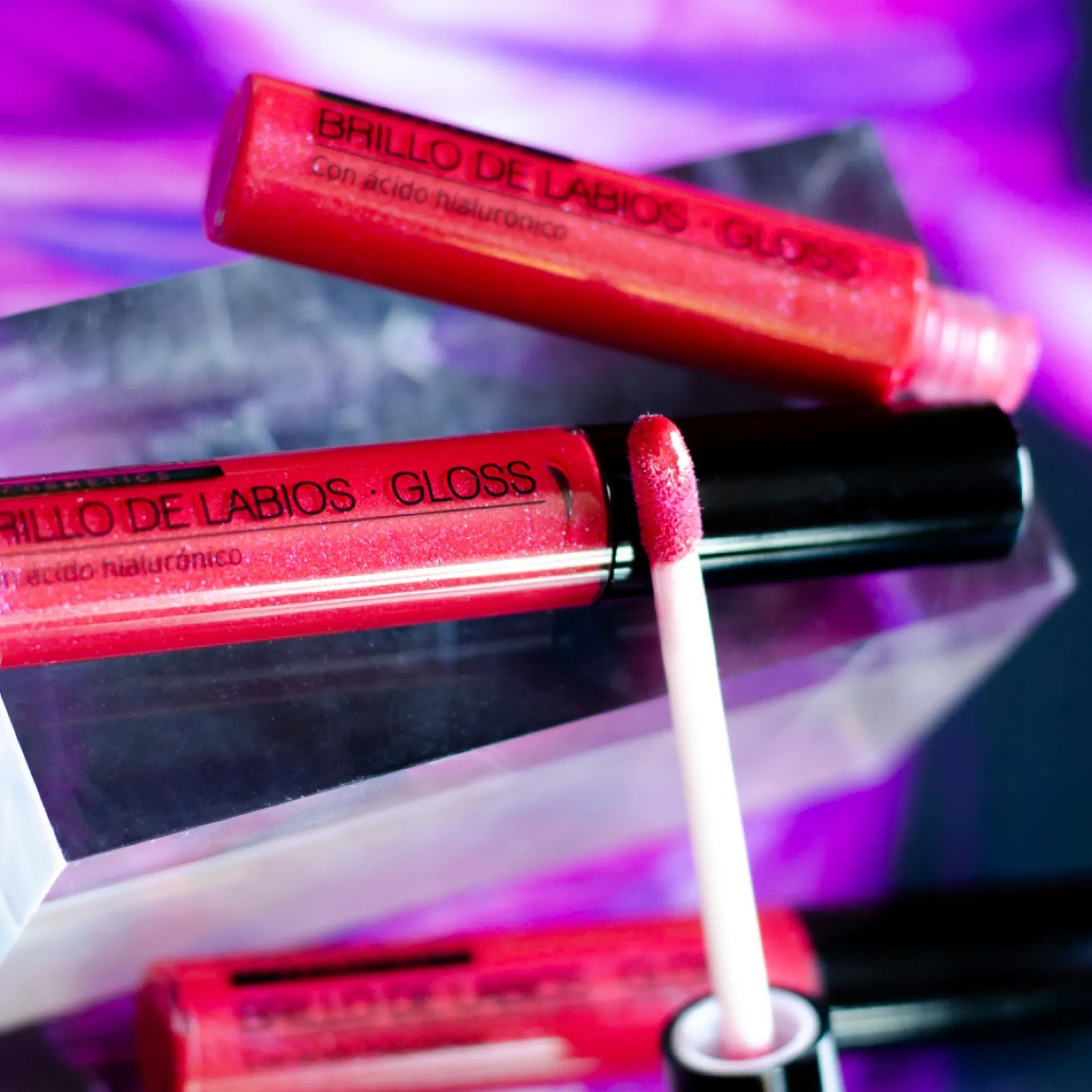 Metallic Gloss Cereza Camaleon Cosmetics