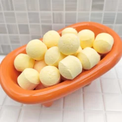 200 Mini Bombas Efervescentes Para Manicura Y Pedicura - Aroma: Piña Colada - Pack Especial Profesionales