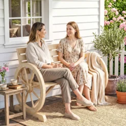 Outsunny Banco De Jardín De Madera Reposabrazos En Forma De Rueda Carga 240 Kg