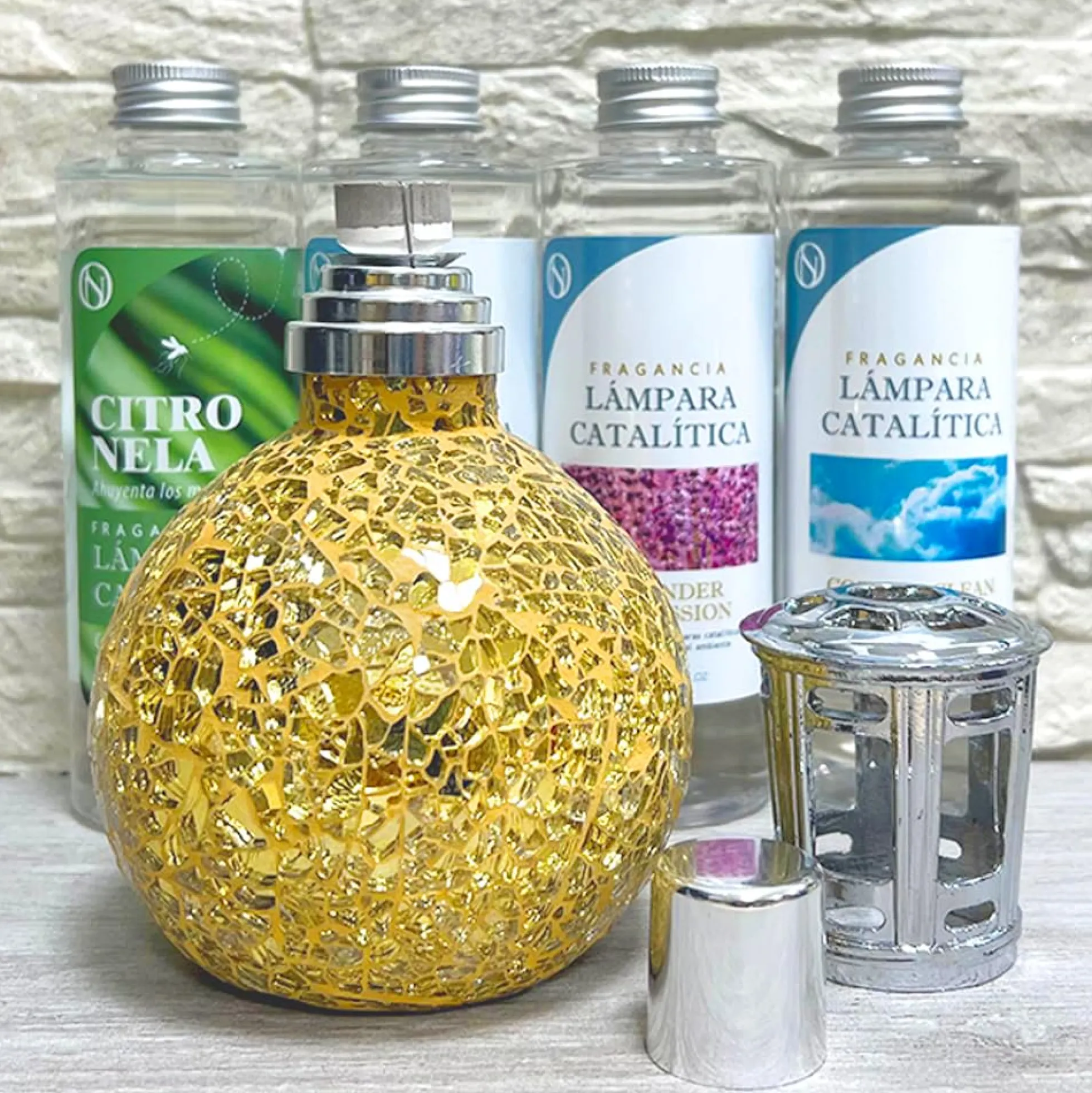 Pack Ahorro Lámpara Catalítica Mosaico Dorado + Fragancia Citronela 200ml + Limpiador Neutro 200ml + Mecha Repuesto