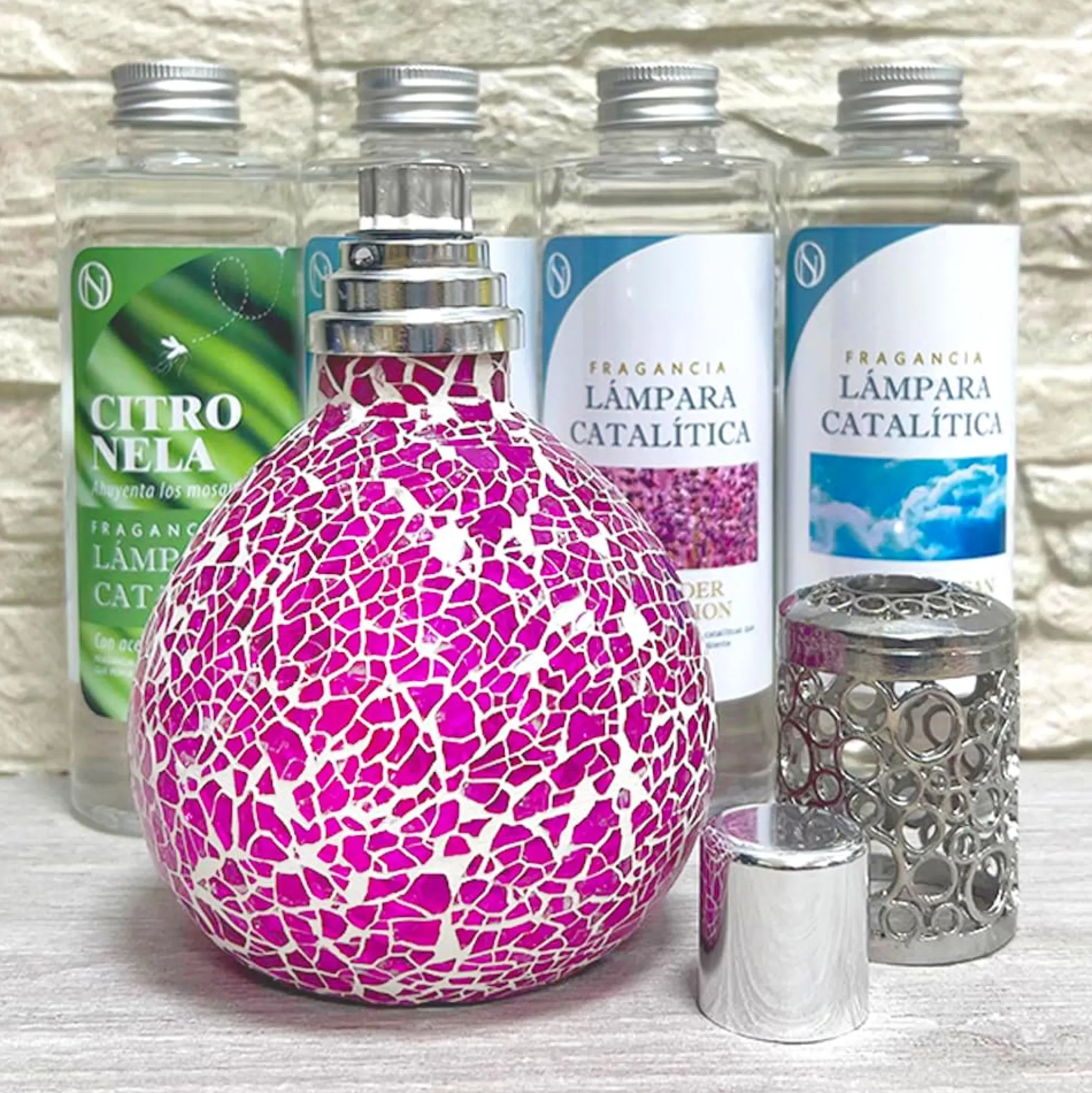 Pack Ahorro Lámpara Catalítica Mosaico Fucsia + Fragancia Cotton Clean 200ml + Limpiador Neutro 200ml + Mecha Repuesto