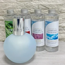 Pack Lámpara Catalítica Azul Grisáceo Mate + Fragancia Provence Breeze 200ml + Limpiador Neutro 200ml + Mecha Repuesto