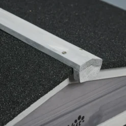 Pawhut Conejera De Madera 157,4x53x99,5 Cm Con Ruedas Techo Asfáltico Gris