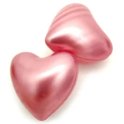 80 Perlas De Baño En Forma De Corazón - Con Aceite De Soja - Hidrata, Suaviza Y Perfuma La Piel - Aroma Rosas