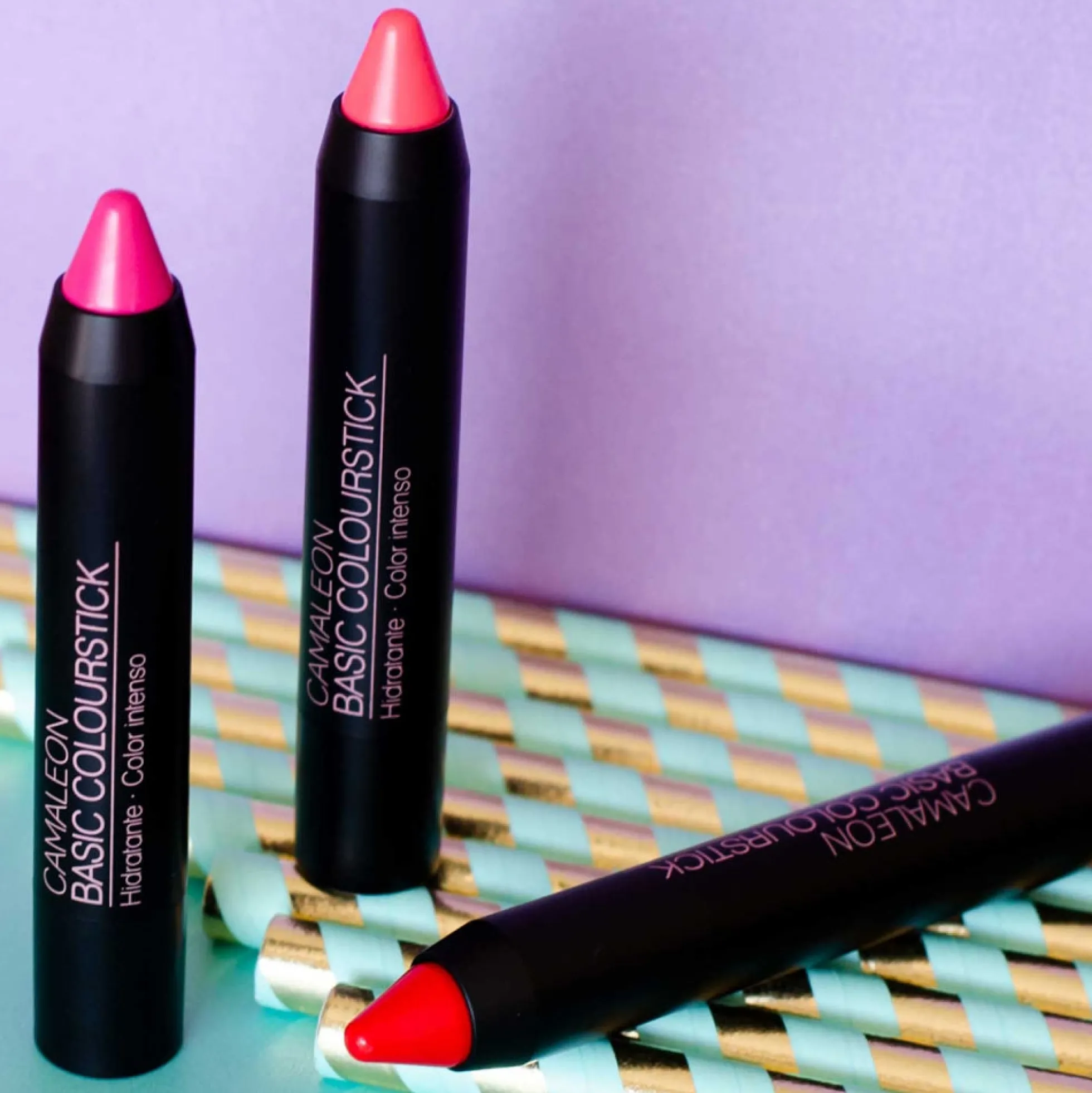 Pintalabios Fucsia Flúor Basic Colourfun 4g Camaleon Cosmetics