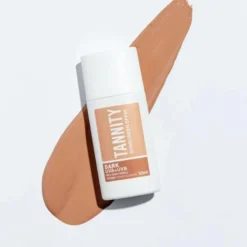 Protector solar con color SPF50 - Dark, Tannity 50 ml