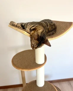 Árbol Rascador Para Gatos Gaviota, 3 En 1 Con Cama Y Zona De Escalada Althea Living 140x76x76cm