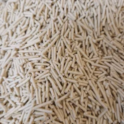 Sustrato Absorbente Wuapu Naturcorn Kitty En Mini Pelet Biodegradable Para Gato 1 U 6l