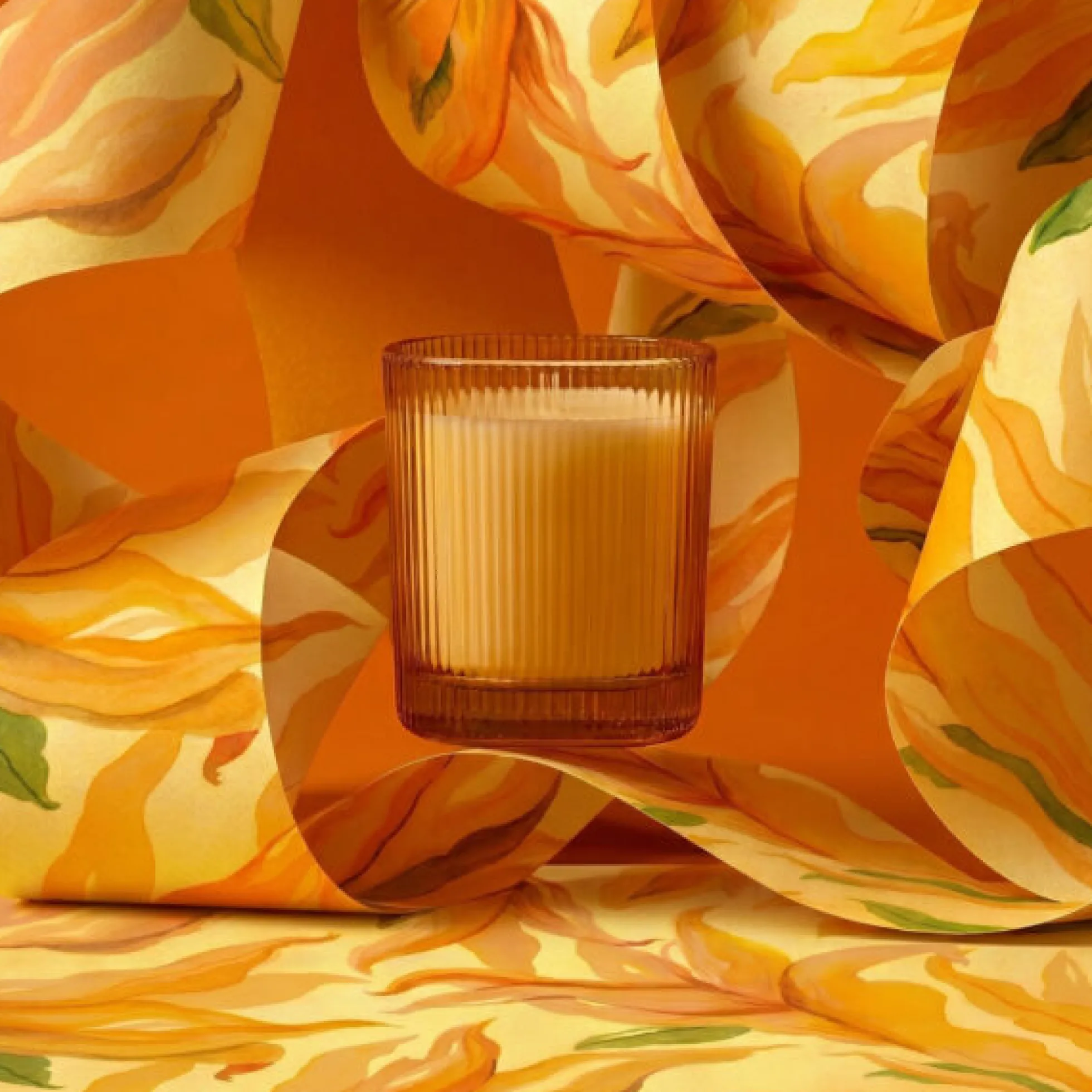 Vela perfumada vainilla y tonka en vaso rayado amarillo 9x8 cm Roura